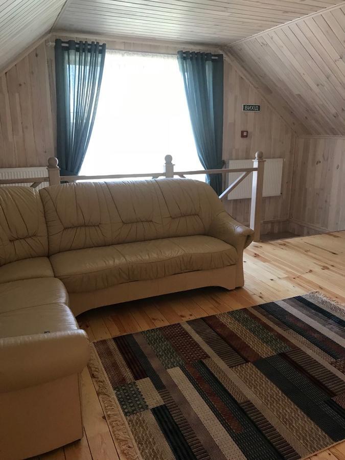 Готельно-Ресторанний Комплекс Прованс Парк 포차이프 외부 사진